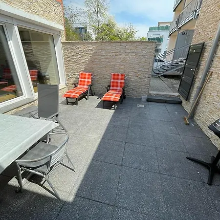 Bungalow Mit Terrasse Lägenhet *